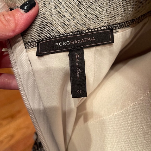 BCBG Maxazaria ivory / black size 2 dress - Picture 3 of 5